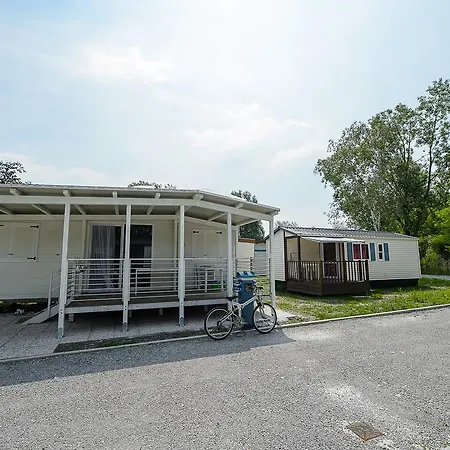 キャンプ場 Class 3*