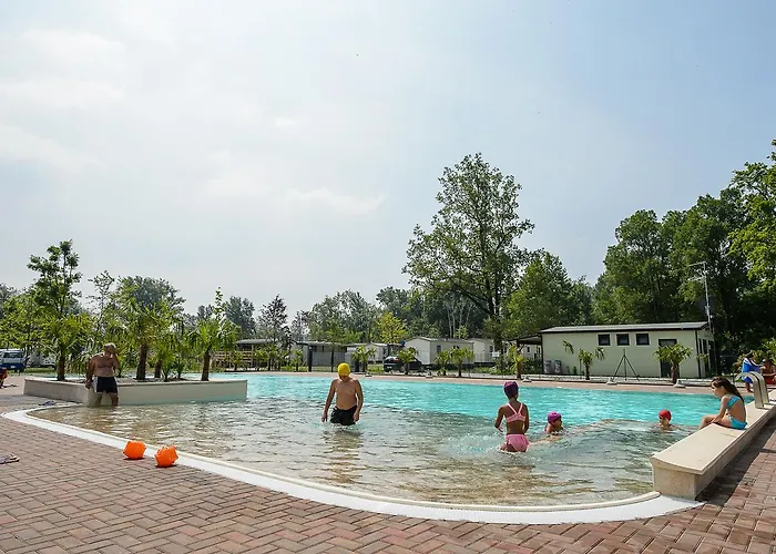 キャンプ場 Class 3*